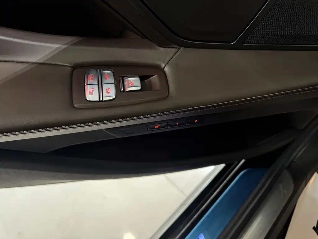 BMW 7 Series 2019 740Li Leading M Sports Package купить на сайте DeffCars