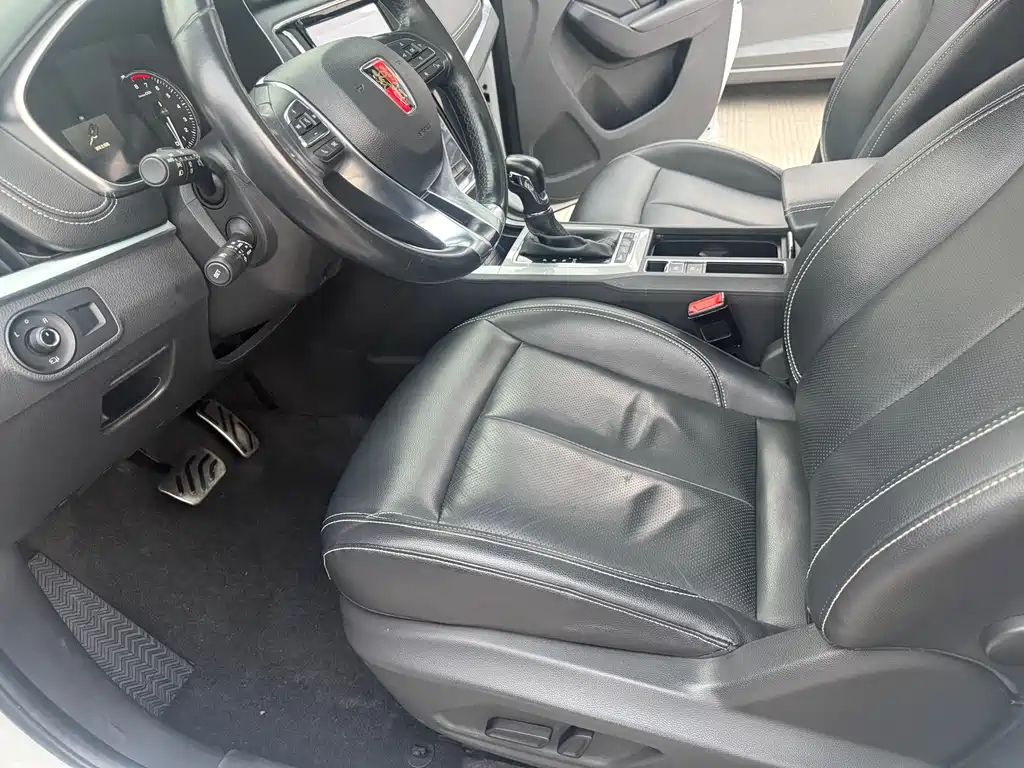 Roewe RX5 2016 30T four-wheel drive automatic Internet Smart Edition купить на сайте DeffCars