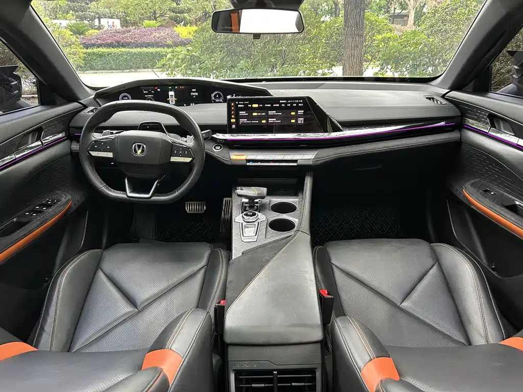 Changan UNI-V 2022 1.5T sports version купить на сайте DeffCars