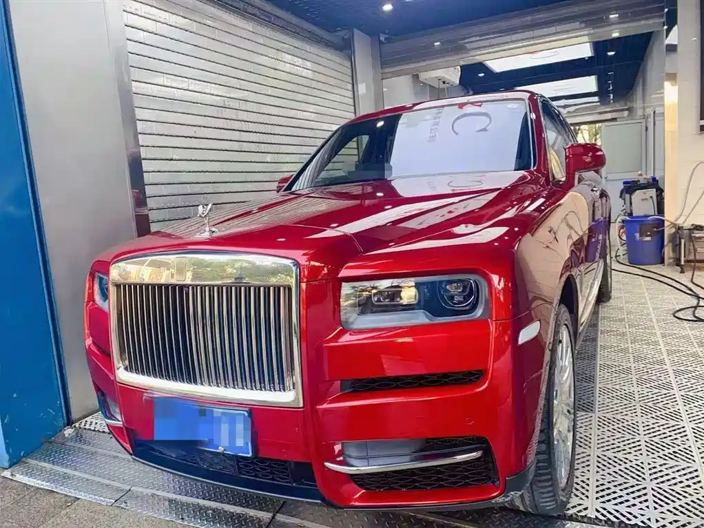 Cullinan 2018 four-seat version купить на сайте DeffCars