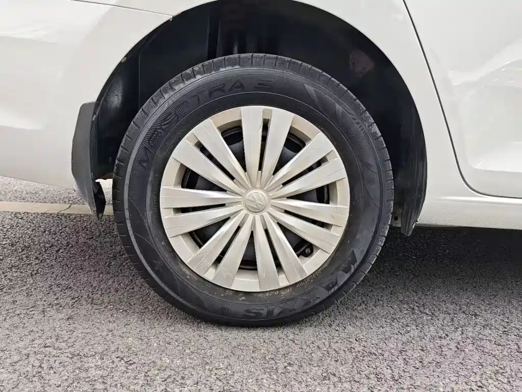 Santana 2021 1.5L Manual Fashion Edition купить на сайте DeffCars