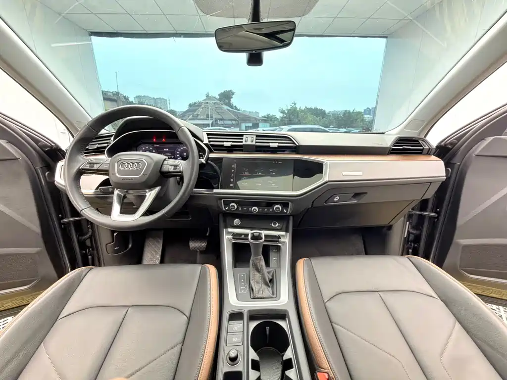 Audi Q3 2020 35 TFSI Fashionable and Elegant купить на сайте DeffCars