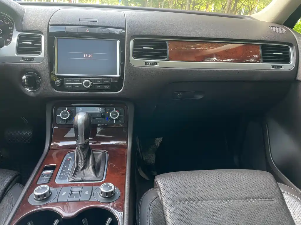 Touareg 2015 3.0TSI comfort model купить на сайте DeffCars