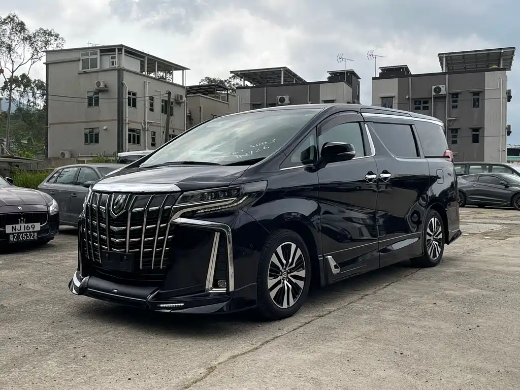 Alfa 2018 facelift 3.5L luxury version купить на сайте DeffCars