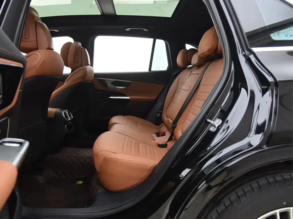 Mercedes-Benz GLC 2023 GLC 300 L 4MATIC Dynamic 5-seater купить на сайте DeffCars