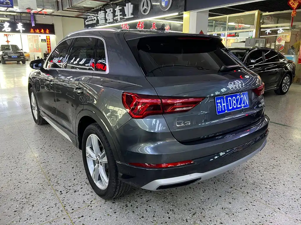 Audi Q3 2022 35 TFSI Fashionable and Elegant купить на сайте DeffCars