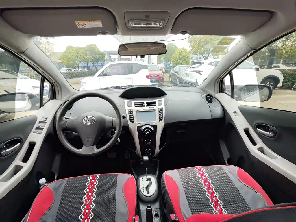 Yaris 2011 1.6G automatic dynamic version купить на сайте DeffCars