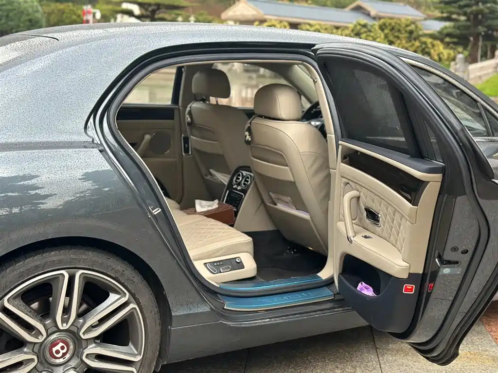 Flying Spur 2017 4.0T V8 S Standard Edition купить на сайте DeffCars