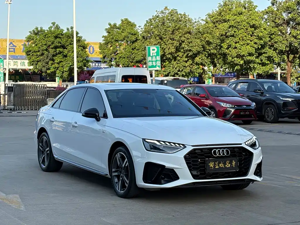 Audi A4L 2023 40 TFSI luxury and dynamic model купить на сайте DeffCars