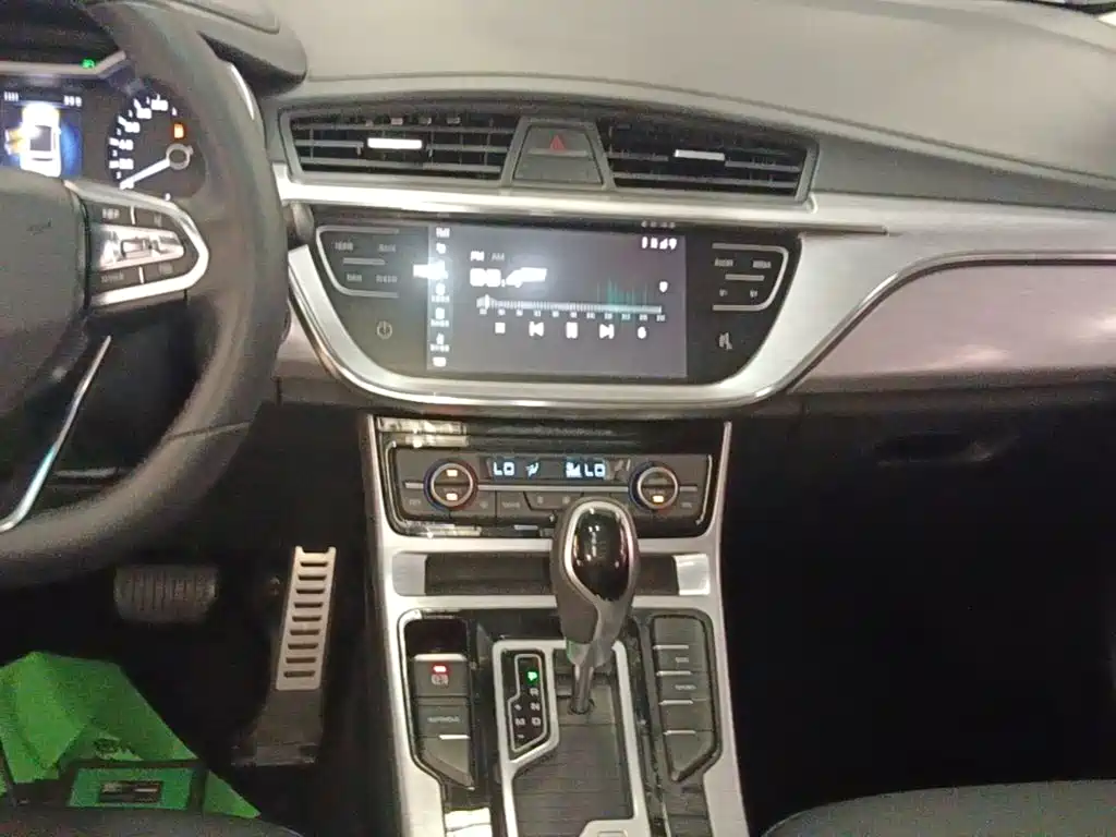 Emgrand GS 2019 1.4T CVT купить на сайте DeffCars