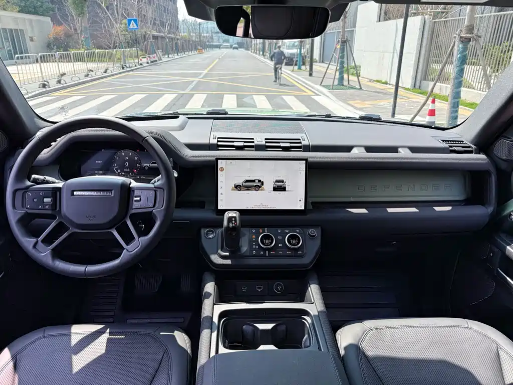 Land Rover Defender 2023 110 3.0T P400 75th Anniversary Legend Edition купить на сайте DeffCars