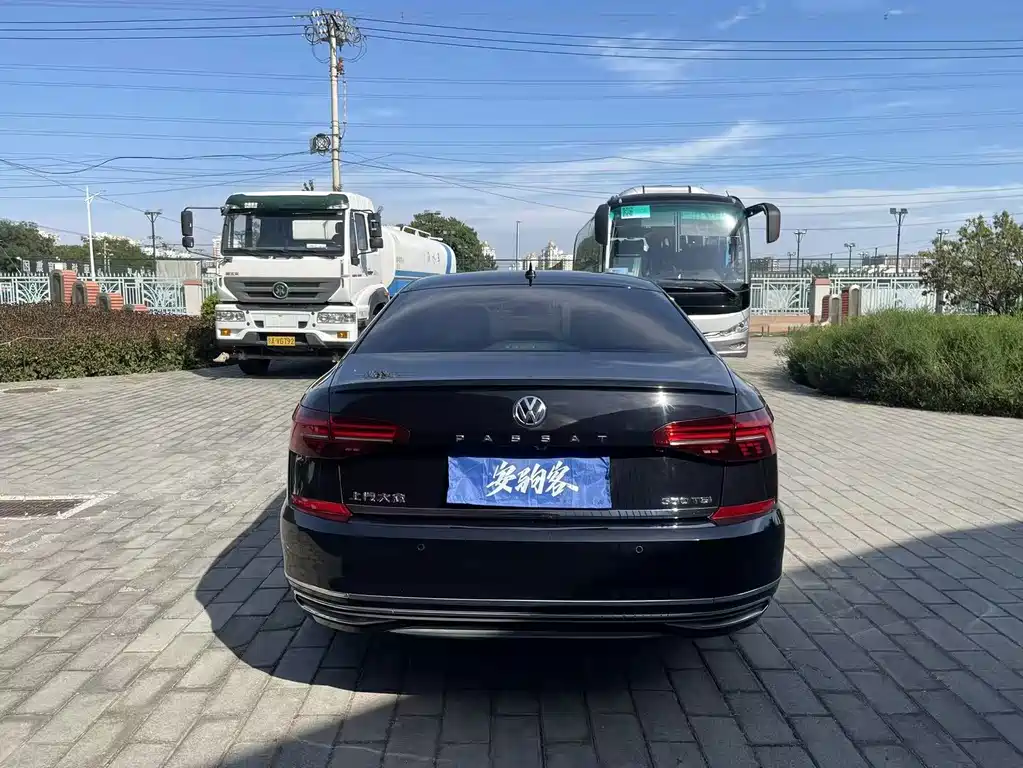 Passat 2019 330TSI Deluxe Edition National VI купить на сайте DeffCars