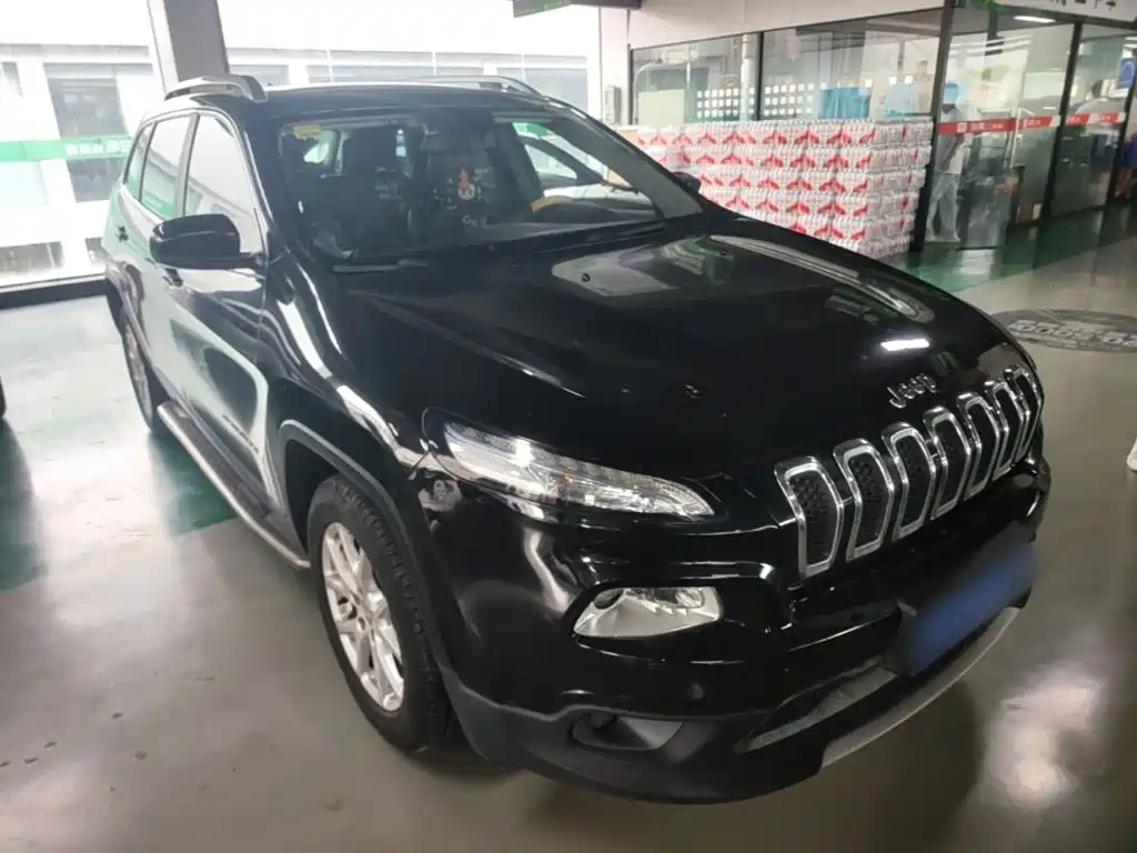 Liberty Light 2017 2.0L Superior Edition купить на сайте DeffCars