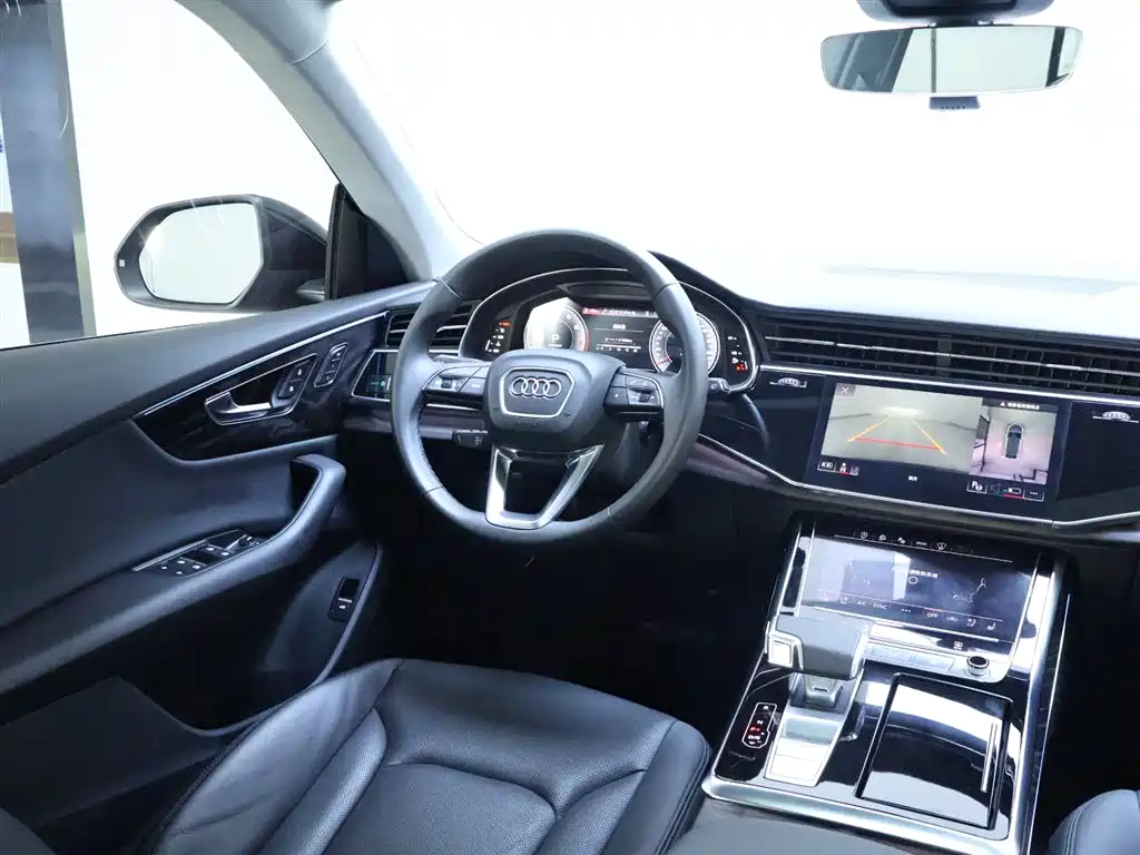 Audi Q8 2022 55 TFSI luxury and dynamic model купить на сайте DeffCars