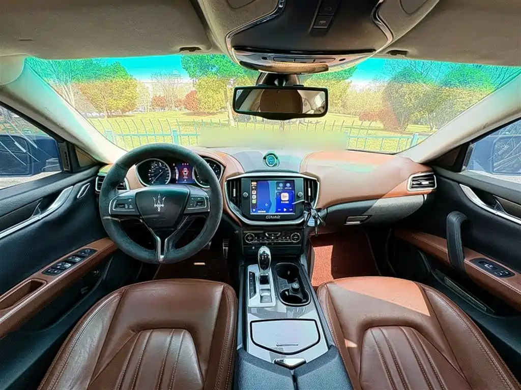Ghibli 2014 3.0T Standard Edition купить на сайте DeffCars