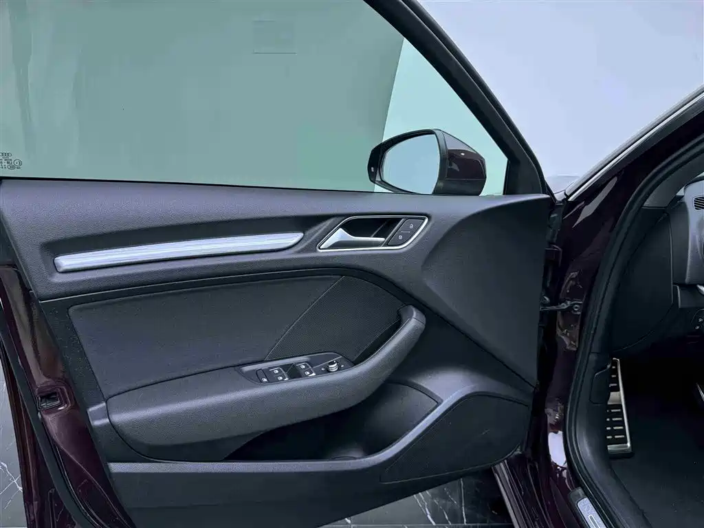 Audi A3 2020 Sportback 35 TFSI Sports National VI купить на сайте DeffCars