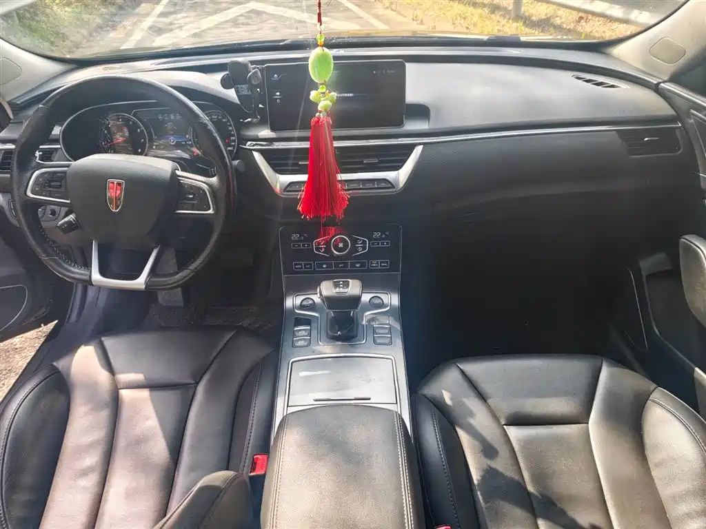 Hongqi H5 2020 1.5T DCT Flag Rhyme Edition купить на сайте DeffCars