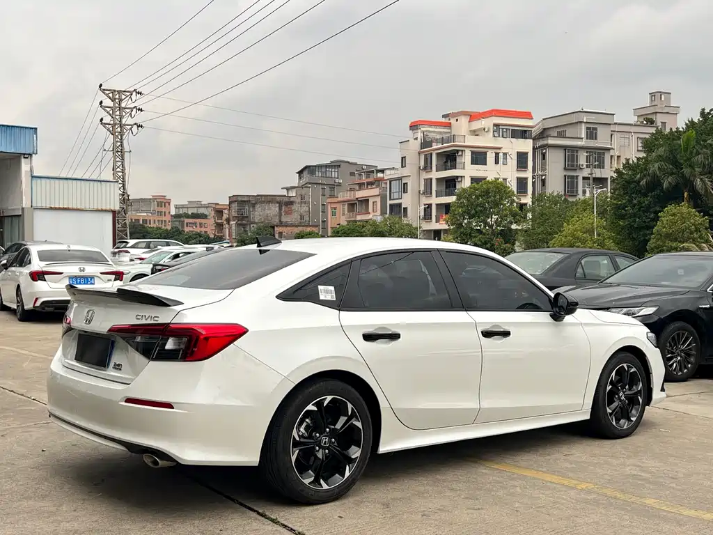 Civic 2022 240TURBO CVT combustion version купить на сайте DeffCars