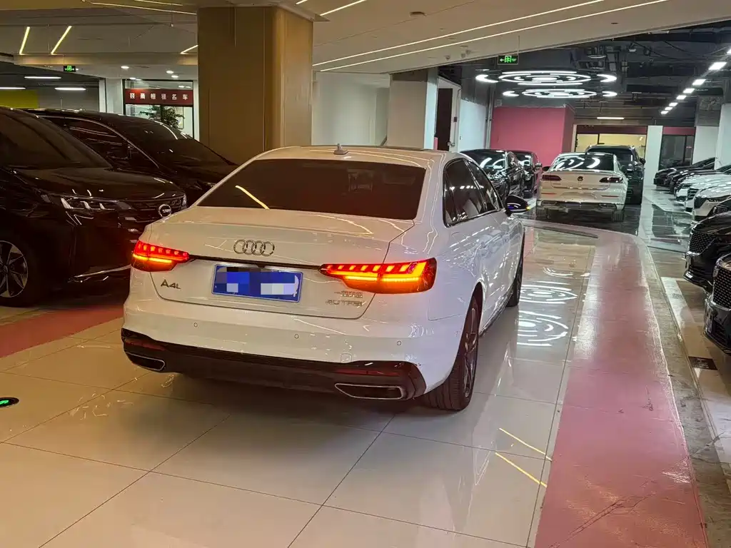 Audi A4L 2020 40 TFSI Fashionable and Dynamic купить на сайте DeffCars