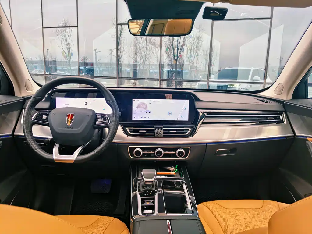 Hongqi HS5 2023 2.0T Qixiang Pro version купить на сайте DeffCars
