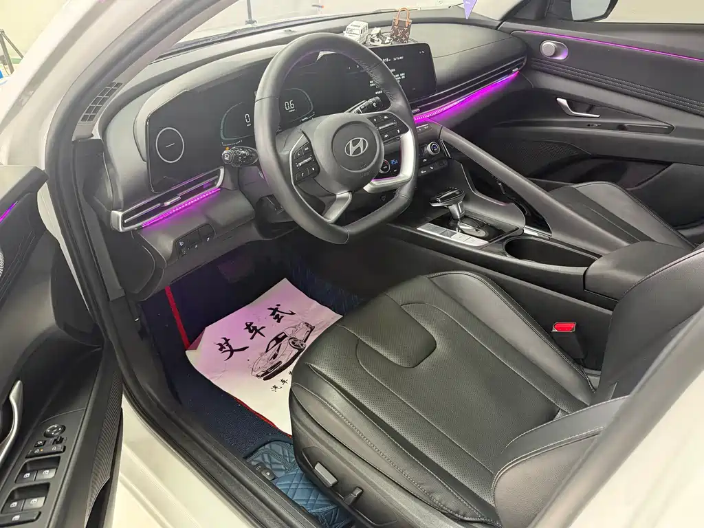 Elantra 2023 1.5L CVT LUX Premium Edition купить на сайте DeffCars