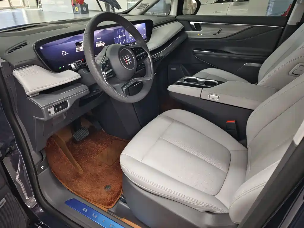 Buick GL8 2025 Lu Zun Exclusive Edition купить на сайте DeffCars