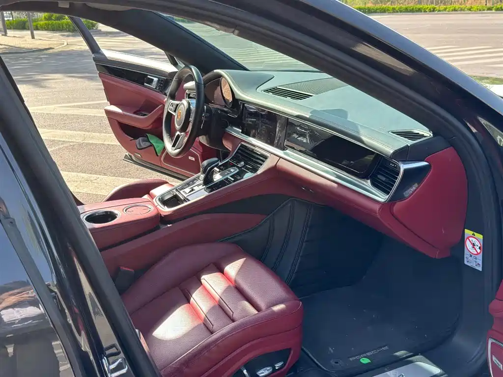Panamera 2017 Panamera 4 Executive Extended Edition 3.0T купить на сайте DeffCars