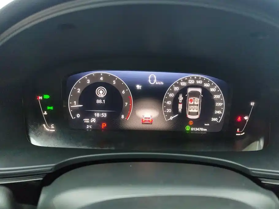 Model 2023 240TURBO CVT Leading Edition купить на сайте DeffCars