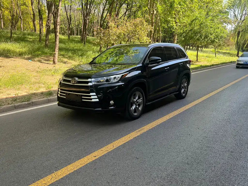 Highlander 2018 2.0T four-wheel drive luxury version, 7 seats, National VI купить на сайте DeffCars