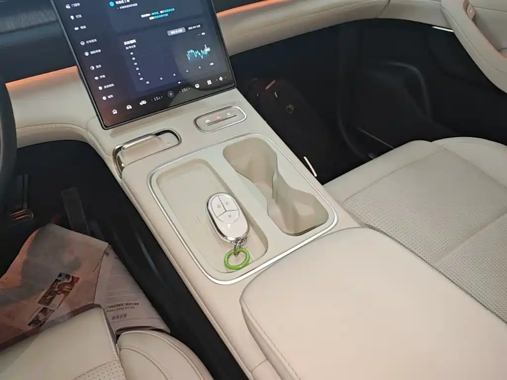 NIO ES6 2023 model 75kWh купить на сайте DeffCars