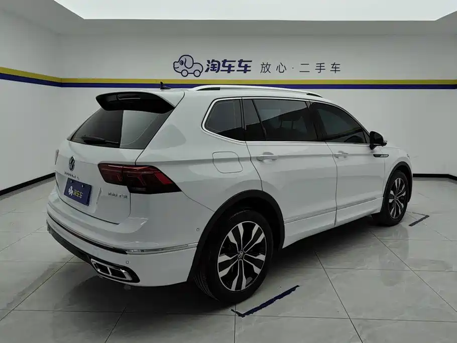 Tiguan L 2024 330TSI automatic two-wheel drive R-Line version купить на сайте DeffCars