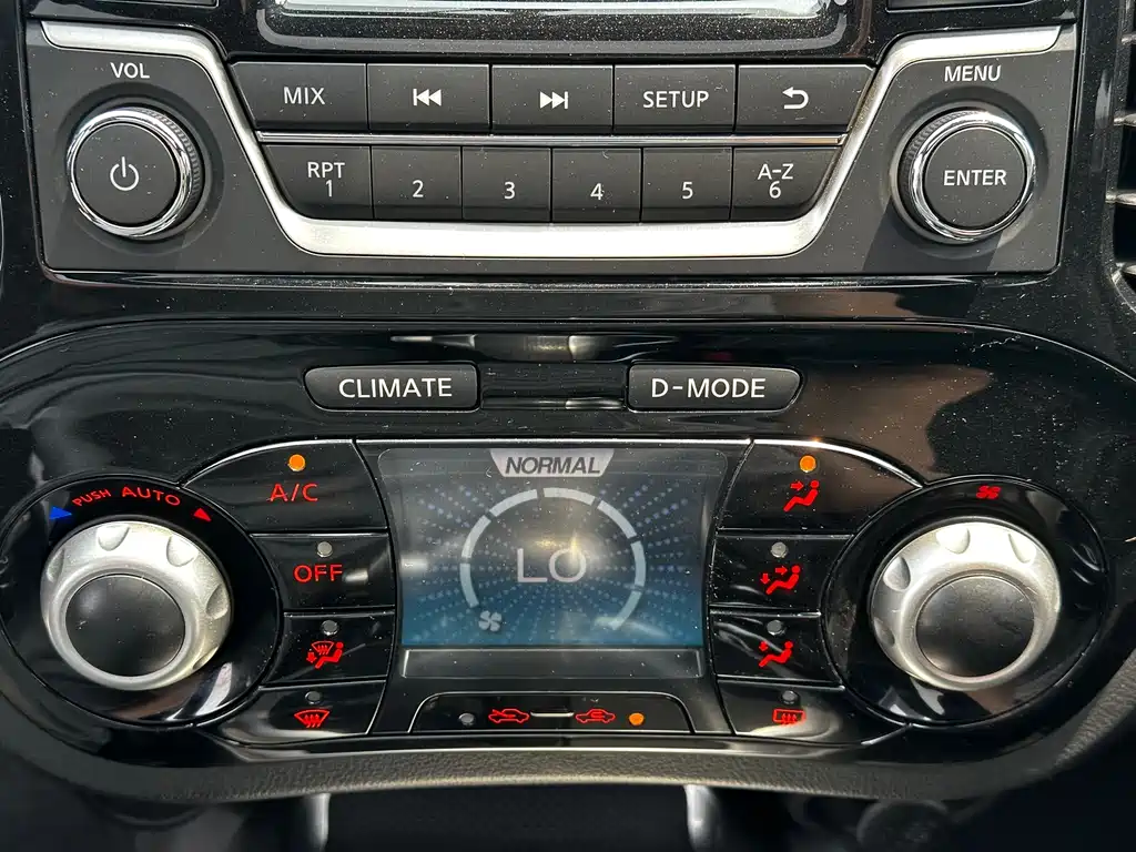 Infiniti ESQ 2014 1.6L Straightforward Edition купить на сайте DeffCars