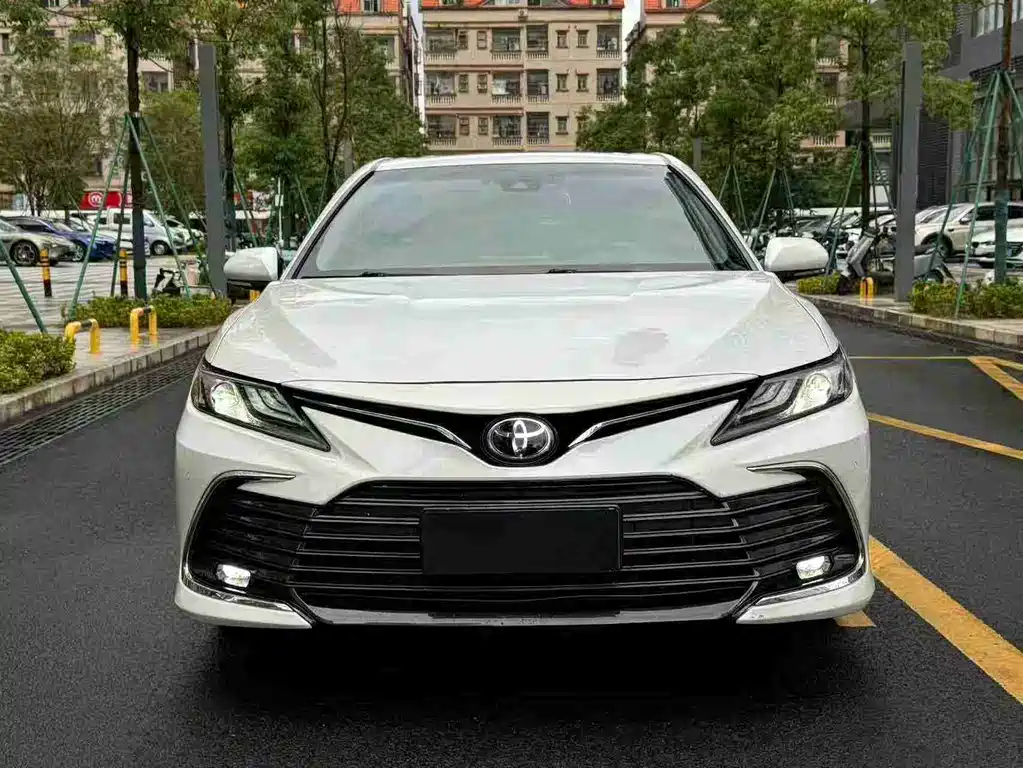 Camry 2021 2.5G Deluxe Edition купить на сайте DeffCars