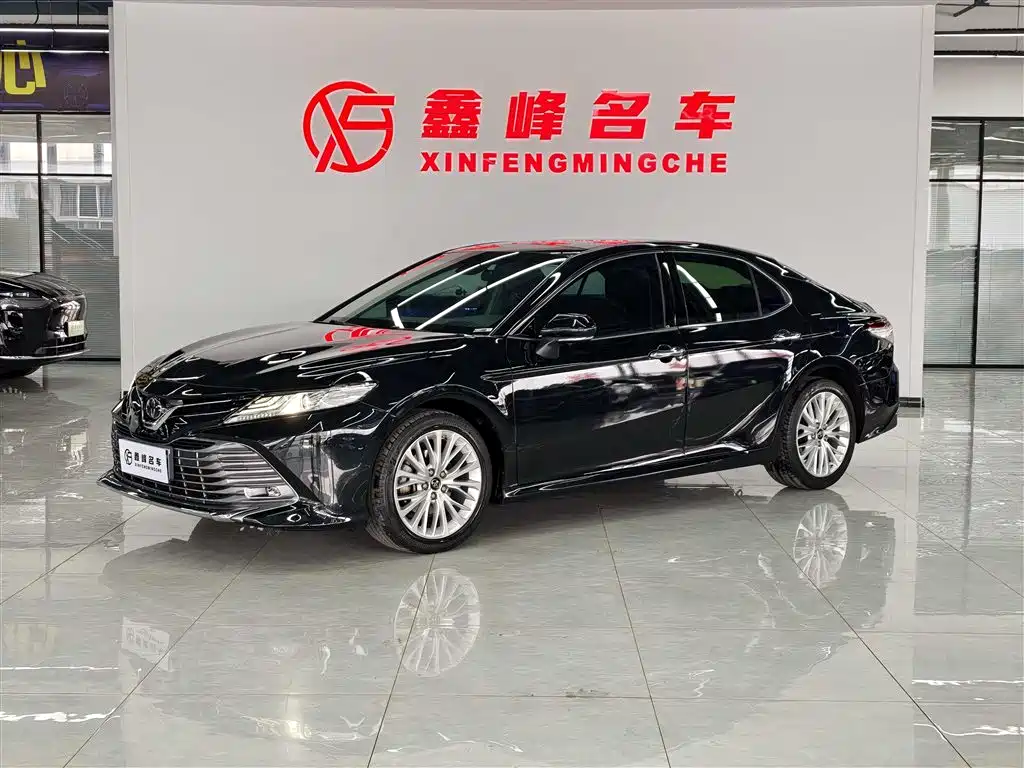 Camry 2019 facelift 2.5G Deluxe Edition купить на сайте DeffCars