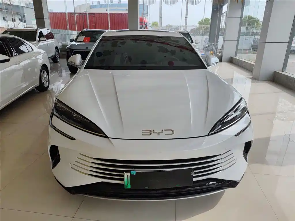 Seal 2023 DM-i 1.5L 121km premium model купить на сайте DeffCars