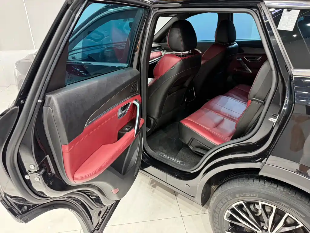 Jietu X70 PLUS 2022 model 1.5T CVT mountain 7 seats купить на сайте DeffCars