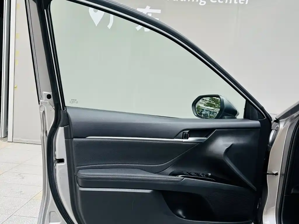 Camry 2021 Dual Engine 2.5HGVP Leading Edition купить на сайте DeffCars