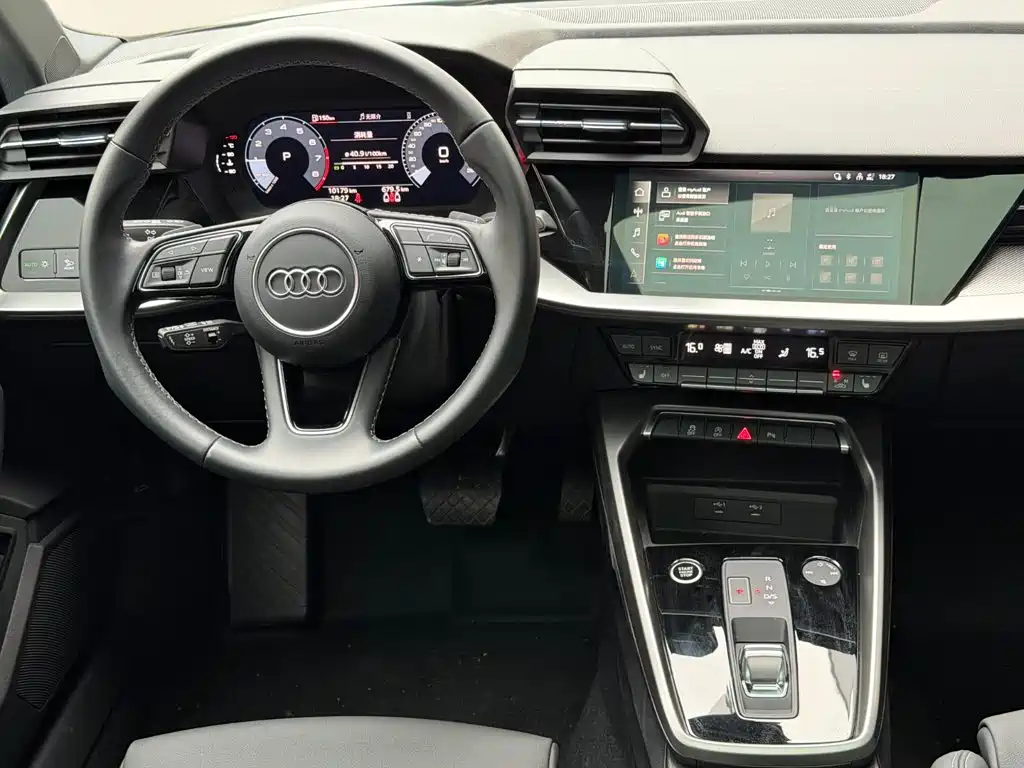 Audi A3 2023 facelift Sportback 35 TFSI stylish and sporty купить на сайте DeffCars