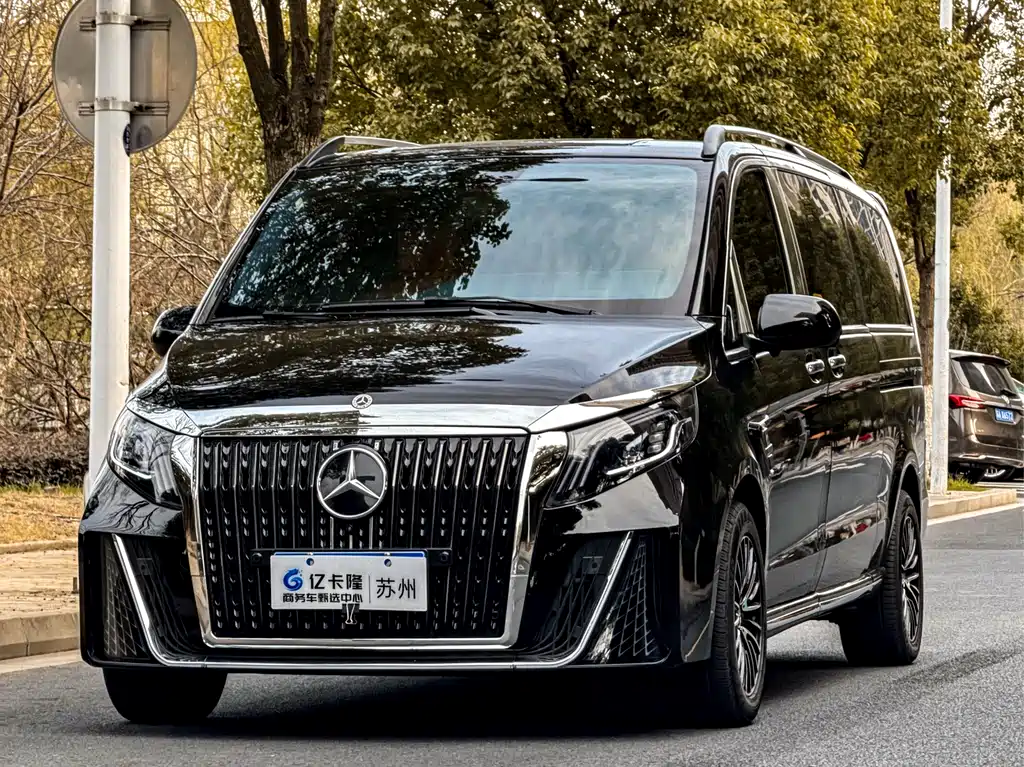 Vito 2023 2.0T Business Edition 7 seats купить на сайте DeffCars