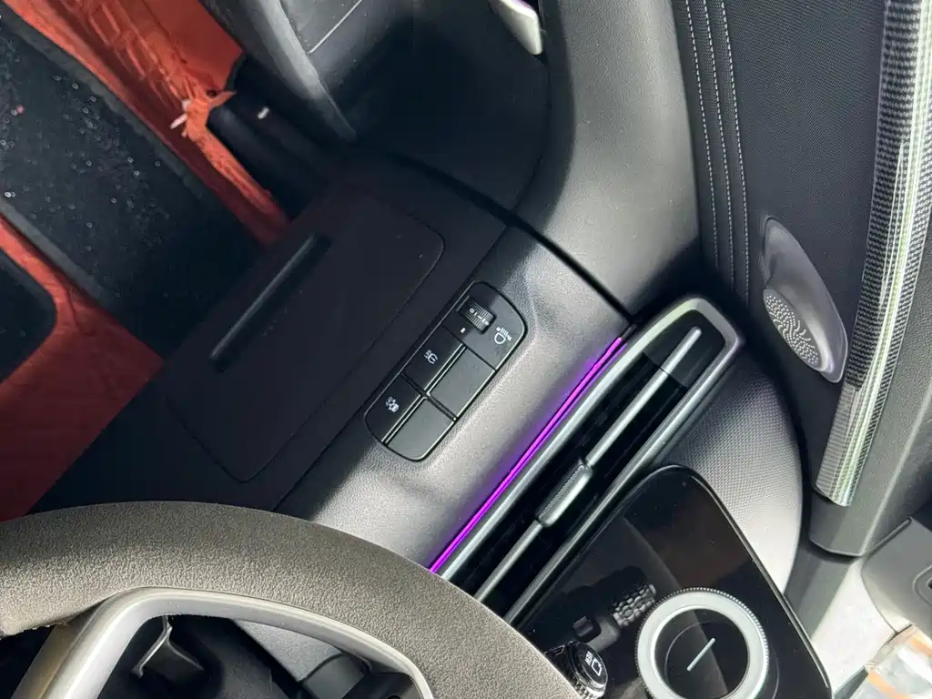 Elantra 2023 1.5L CVT LUX Premium Edition купить на сайте DeffCars