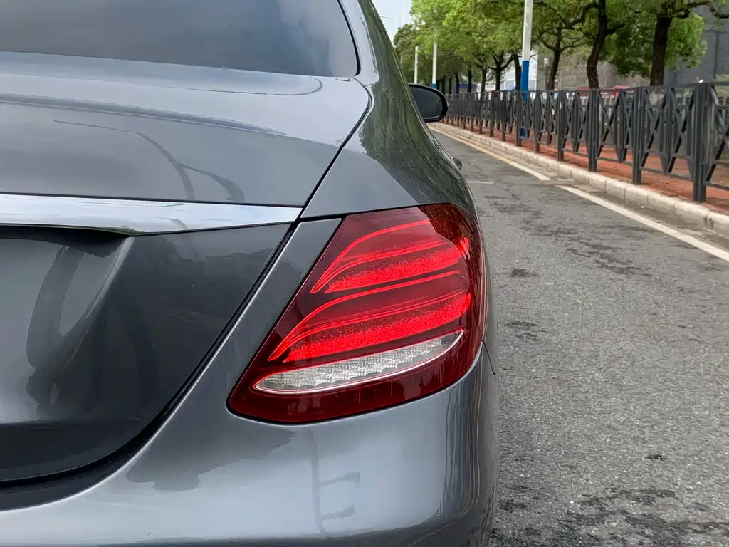 Mercedes-Benz E-Class (Imported) 2020 E 260 Sports Edition купить на сайте DeffCars