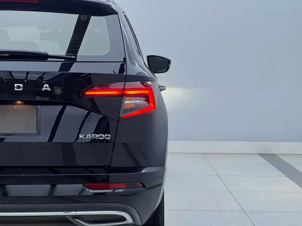 Karoq 2022款 TSI280 尊享版 купить на сайте DeffCars