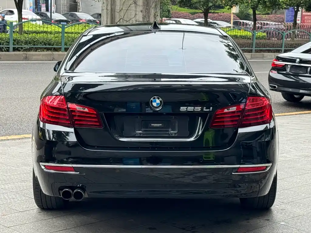 BMW 5 Series 2014 525Li Luxury Design Package купить на сайте DeffCars