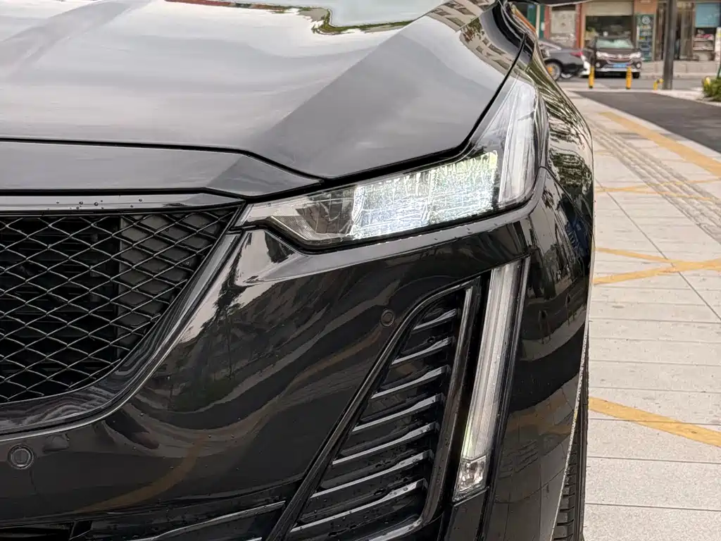 Cadillac CT5 2022 28T Premium Model купить на сайте DeffCars