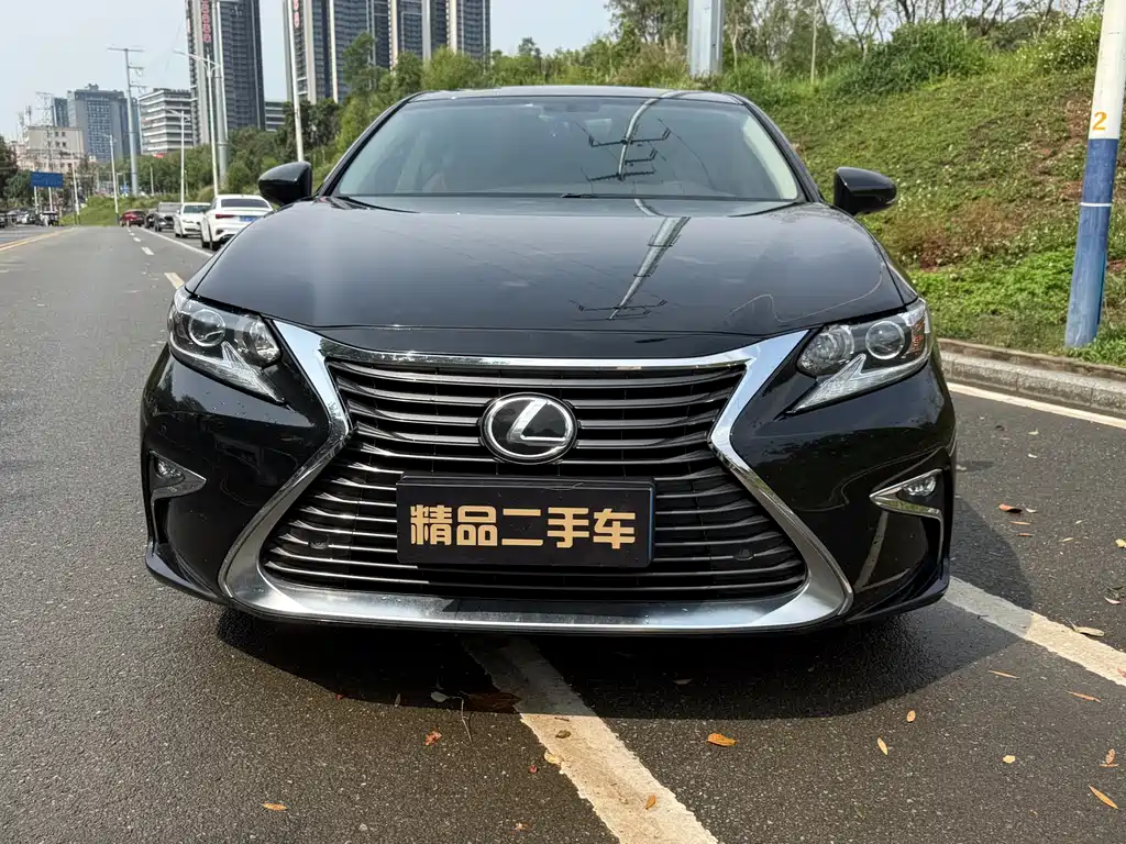 Lexus ES 2017 200 30th Anniversary Edition купить на сайте DeffCars