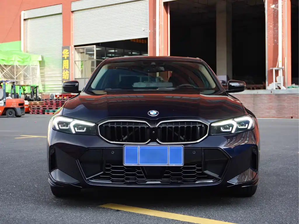 BMW 3 Series 2025 330Li M Sports Night Package купить на сайте DeffCars