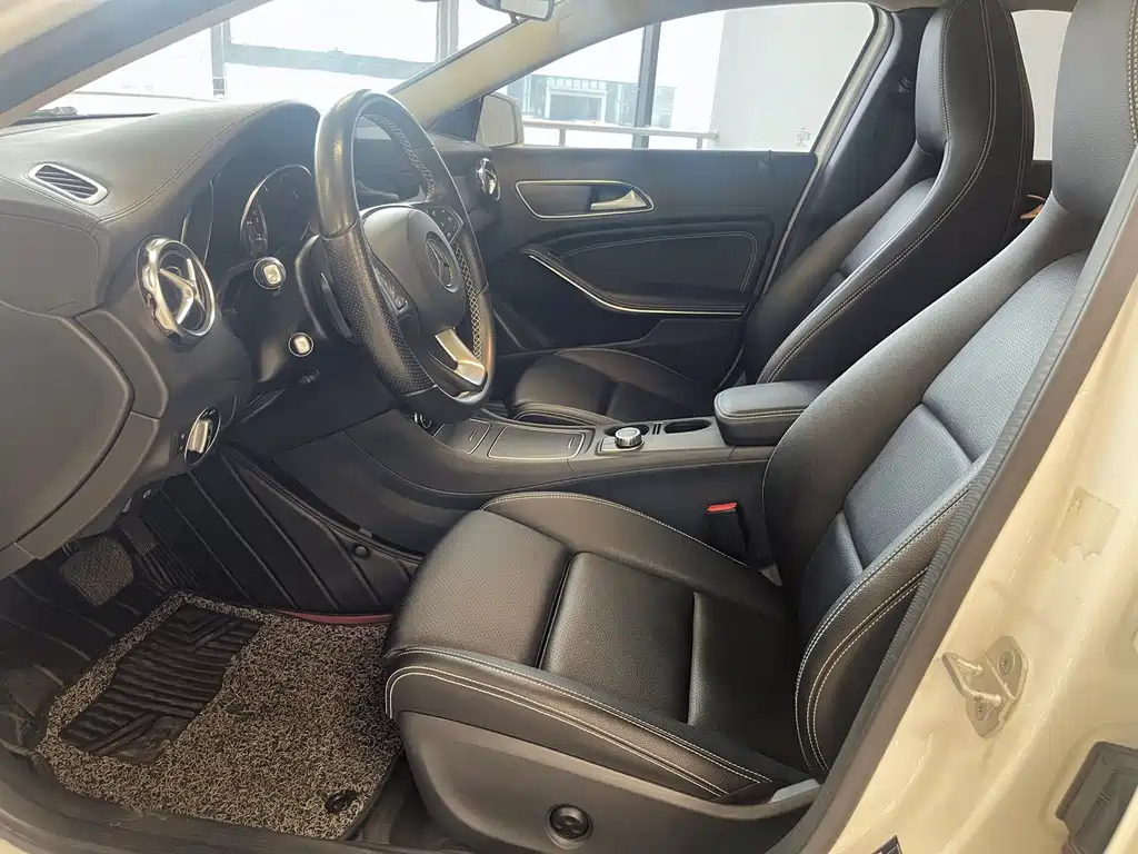 Mercedes-Benz GLA 2017 GLA 220 4MATIC Fashion Model купить на сайте DeffCars