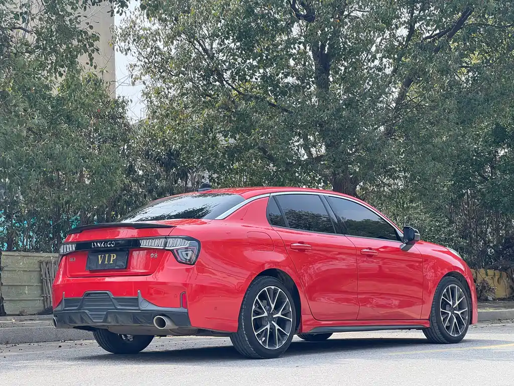 Lynk & Co 03 2018 1.5TD DCT Jin Pro Edition National V купить на сайте DeffCars