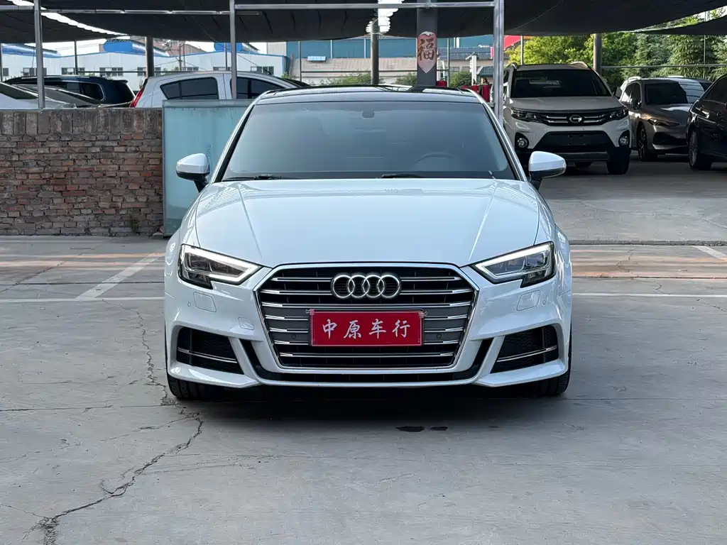Audi A3 2020 Limousine 35 TFSI Fashion Type National VI купить на сайте DeffCars