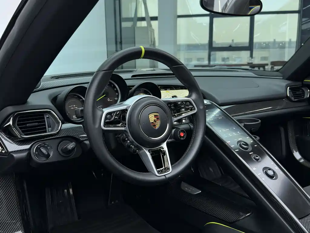 918 Spyder 2014 4.6L купить на сайте DeffCars